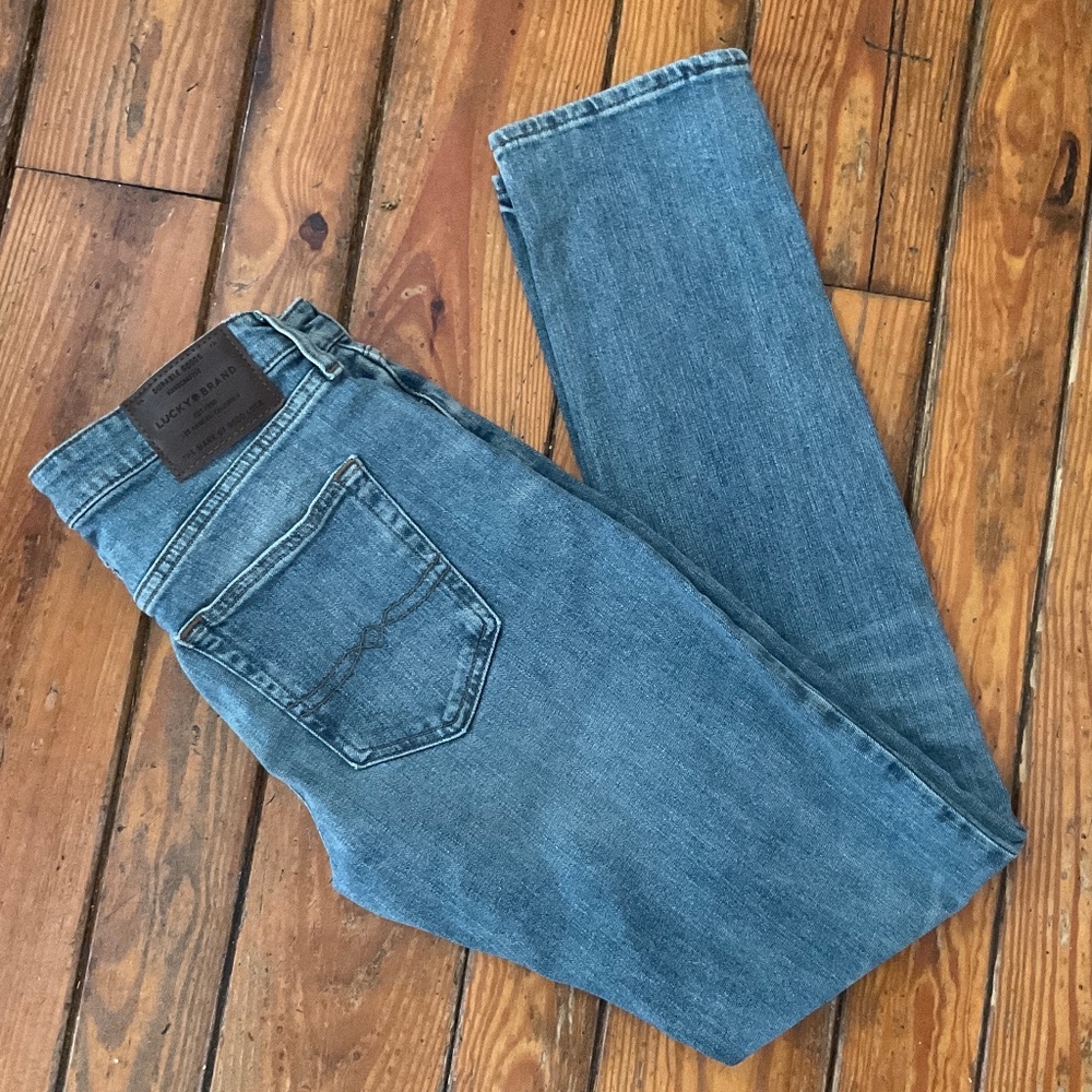 Lucky 🍀 Brand Jeans 121 Slim